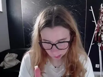 Chaturbate Free Live Porn of littleviki_