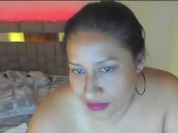 Chaturbate Best live sex cam show of nyomi_browm