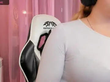 Chaturbate Live Sex Cam of anabelmelody