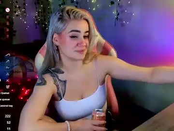 Chaturbate Watch Live Sex Cams of redvelveten