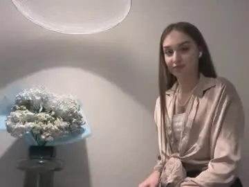Chaturbate Watch Live Sex Cams of lucinabreske