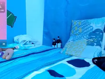Chaturbate Private Sex Chat of skinnykalitzo18