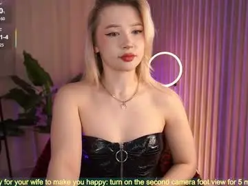 Chaturbate Nude Webcam of laurawifeness