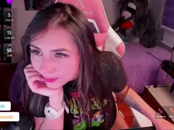 Chaturbate Nude Webcam of madeleine_shinobi