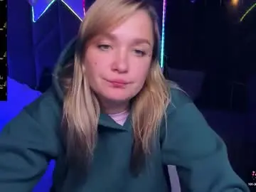 Chaturbate Live Porn of bella_cosmos