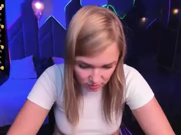 Chaturbate Watch Live Sex Cams of bella_cosmos