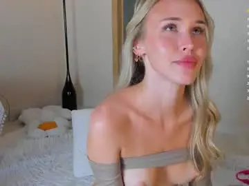 Chaturbate Live Sex Cam of dollyemy