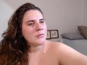 Chaturbate Live Porn of martinaguzmann