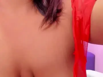 Chaturbate Live Porn of mature_bitch_monster_ass