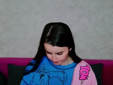 Chaturbate Nude Webcam of arielstonks_lovee