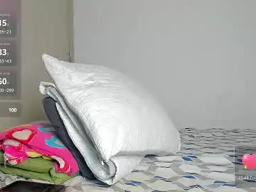 Chaturbate Adult Video Chat of caroline_tovar_
