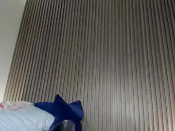 Chaturbate Live Sex of anahi17x_