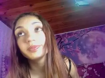 Chaturbate Live Sex Cam of ariana_toro