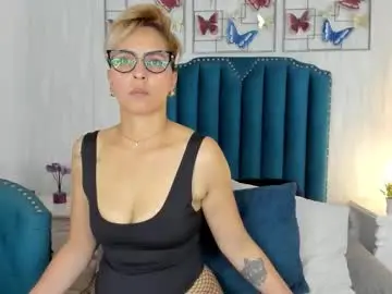 Chaturbate Adult Video Chat of lila__gold