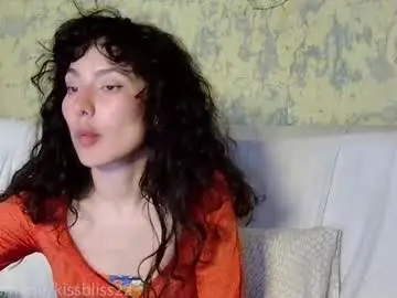 Chaturbate Free Porn Cam of kissbliss22