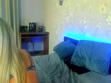 Chaturbate Free Porn Cam of lasscherry18