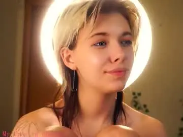 Chaturbate Nude Webcam of liliandaniels