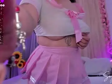 Chaturbate Live Sex Cam of soy_abi_