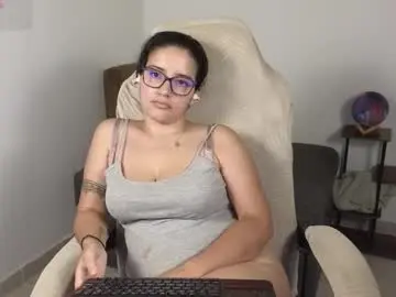 Chaturbate Live Sex of moonwoman_