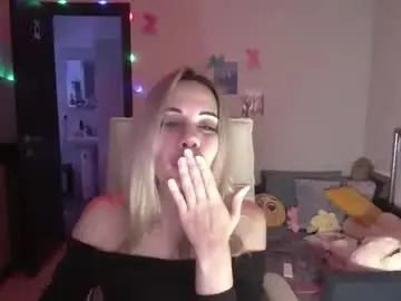 Chaturbate Watch Live Sex Cams of lady_smile69
