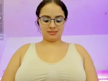 Chaturbate Live Sex Cam of tayler_kim_