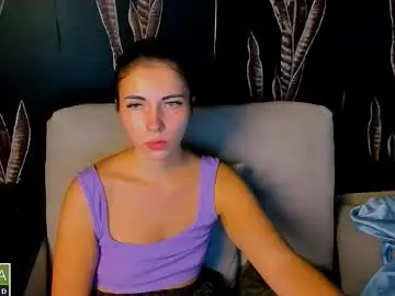 Chaturbate Watch Live Sex Cams of kira_moon_1