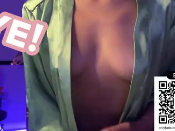 Chaturbate Nude Webcam of sweet_littleee