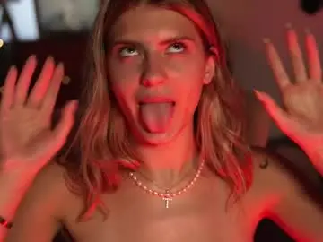Chaturbate Live Porn of lipsnberry_