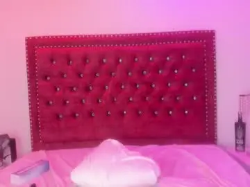 Chaturbate Live Sex Cam of lia_adamsss