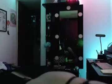 Chaturbate Live Sex Cam of molly_shake