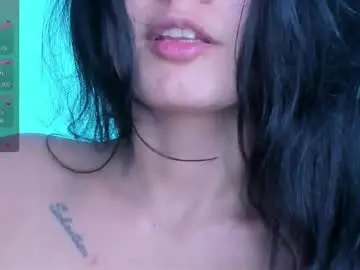Chaturbate Live Sex Cam of elissa_iris