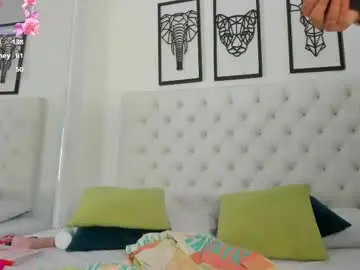 Chaturbate Watch Live Sex Cams of hilary_tailor