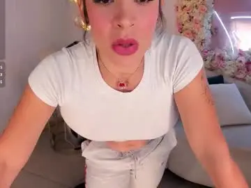 Chaturbate Best live sex cam show of isabelbornner