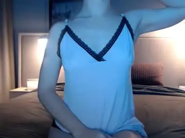 Chaturbate Live Sex Cam of shy_schoolgirl_