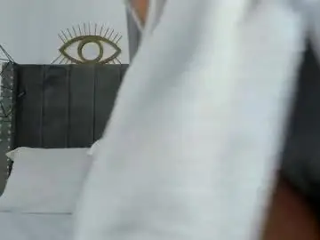 Chaturbate Watch Live Sex Cams of lupita_hot3x
