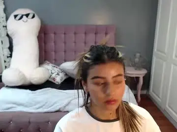 Chaturbate Sex Cam of emma_collins___