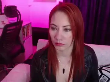 Chaturbate Nude Webcam of evee_e