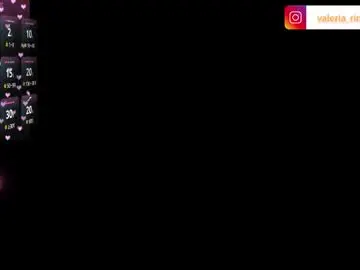 Chaturbate Adult Video Chat of valeria_rinaldi2703
