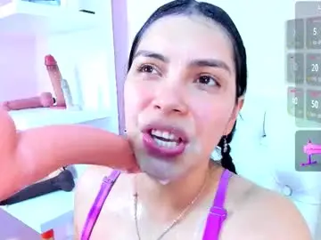 Chaturbate Live Sex of evelinn_belen