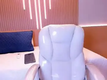 Chaturbate Live Sex of paradise_doll_s