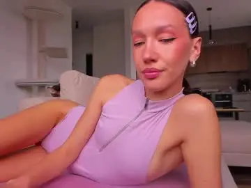 Chaturbate Sex Cam of awgustina_sweetheart22