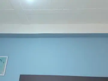 Chaturbate Live Sex Cam of kylie_reyes