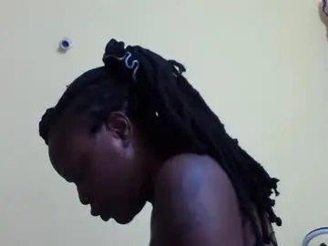 Chaturbate Live Sex Cam of princessmiles2