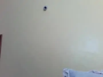 Chaturbate Live Sex of princessmiles2