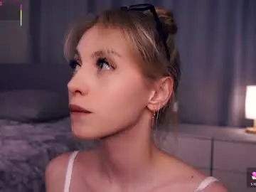 Chaturbate Private Sex Chat of constanceglascov