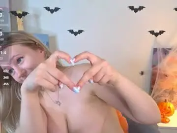 Chaturbate Live Porn of emilyhewell