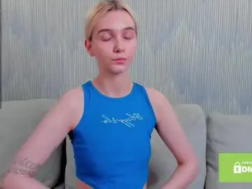 Chaturbate Adult Webcams of emilyhewell