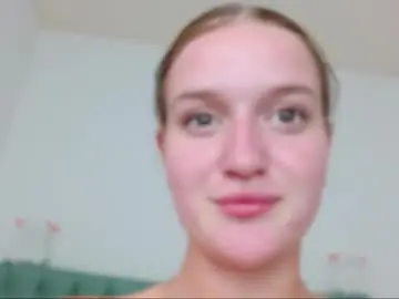 Chaturbate Live Sex Cam of little__cut1e