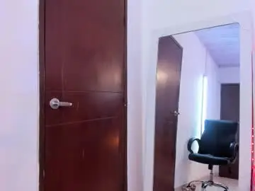 Chaturbate Live Sex Cam of stormihills