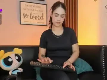 Chaturbate Nude Webcam of emily_roberts1
